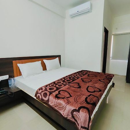 Hotel Heritage Palace Bhuj Exterior photo