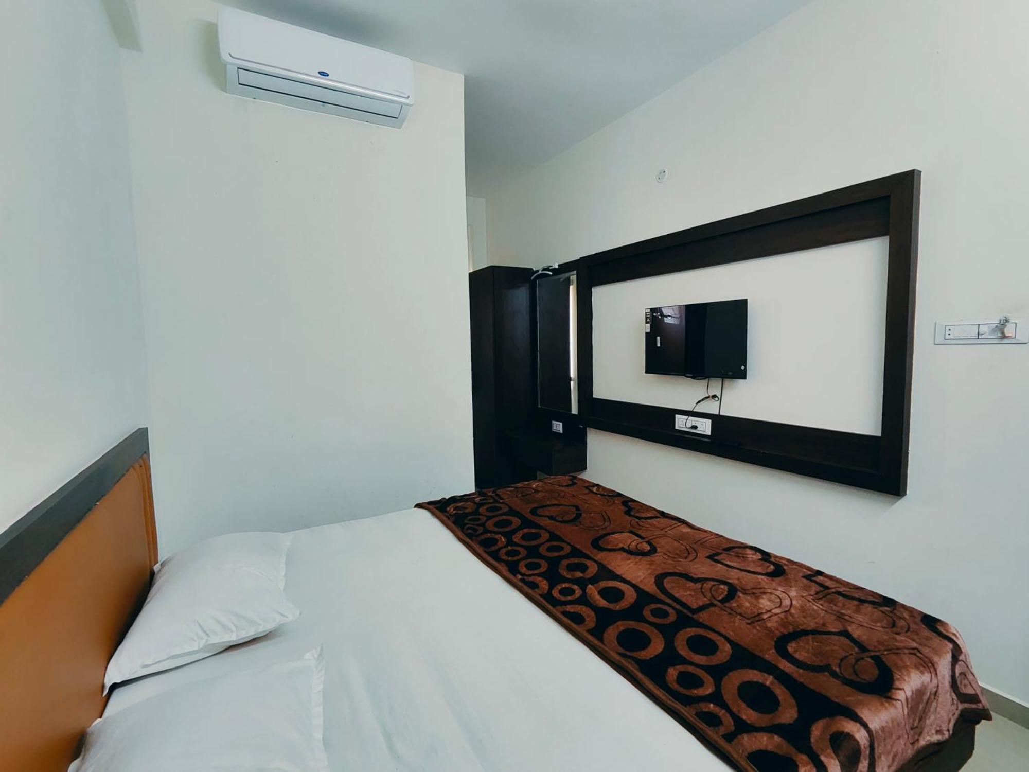 Hotel Heritage Palace Bhuj Exterior photo